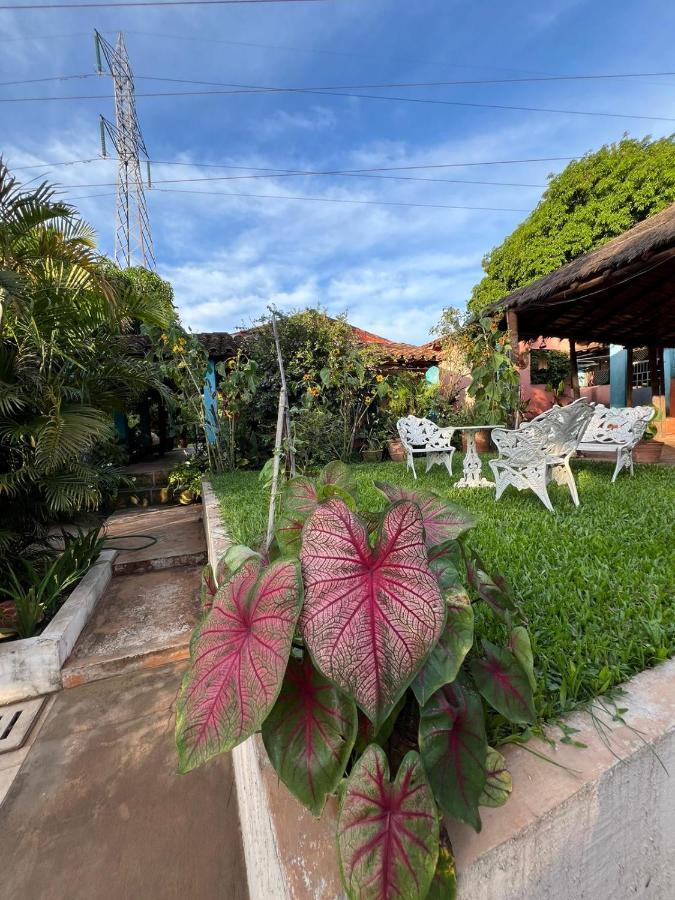 Granja Relax Aparthotel Itaugua Bagian luar foto